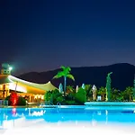 Presa Di Finica & 5*