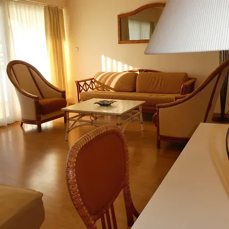 Presa Di Finica & Finike