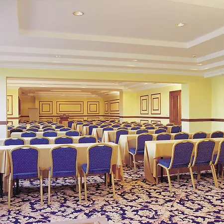 Rezort Presa Di Finica & 5*