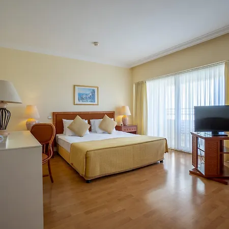 Presa Di Finica & Finike