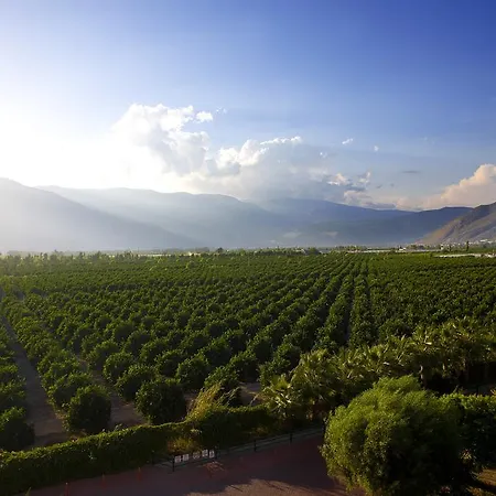 Presa Di Finica & Rezort 5*