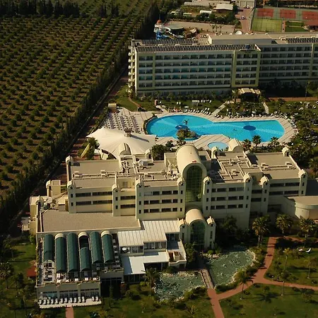 Presa Di Finica & Resort