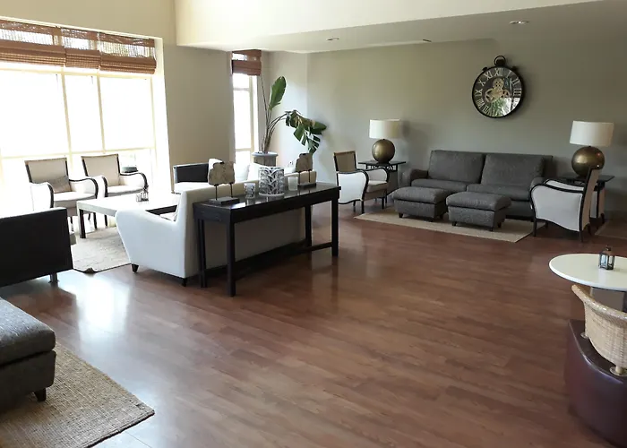 Presa Di Finica & 5* Finike