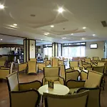 منتجع Presa Di Finica & فينيقيه