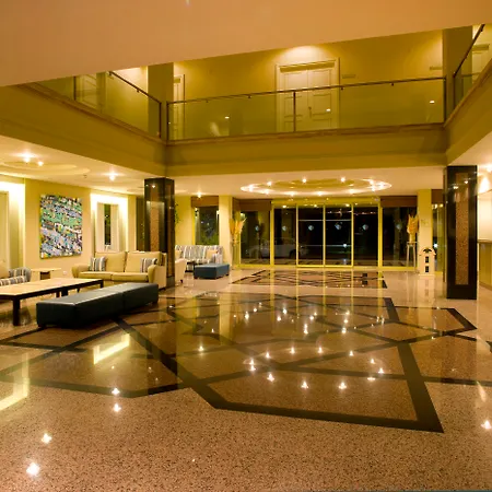 Presa Di Finica & Feriested 5*